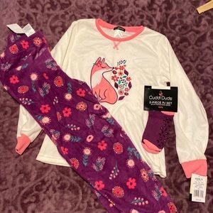Cuddle Duds girls pajamas
